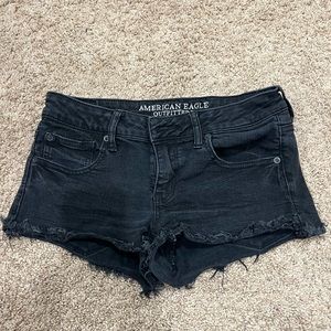 American eagle black shorts